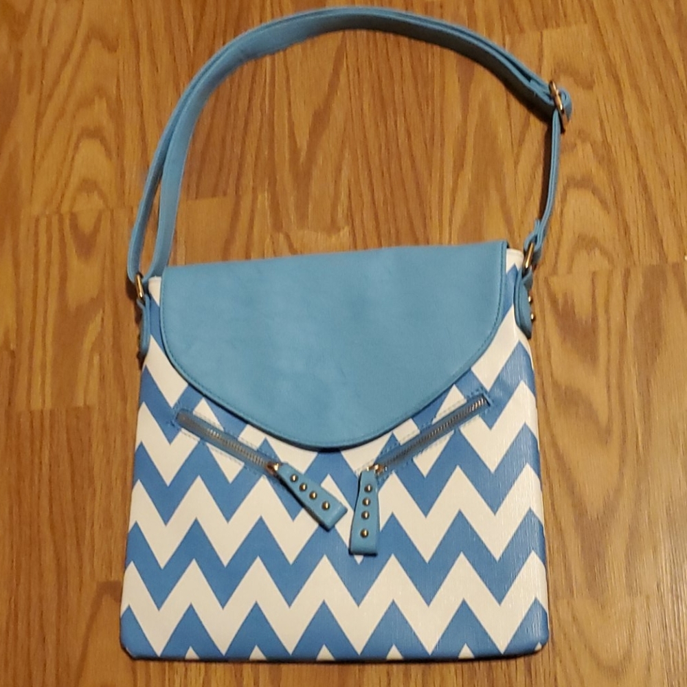 Chevron Envelope Handbag